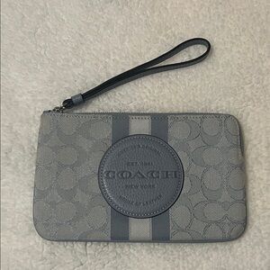 Coach Dempsey Large Corner Zip Wristlet